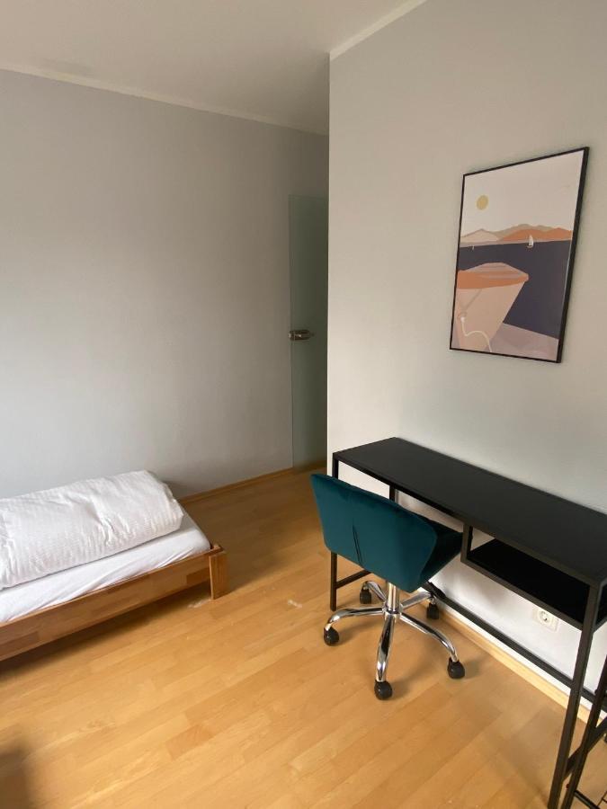 Modern Eingerichtete Wohnung Mit 2 Schlafzimmern Bergen (Bavaria) Exterior foto