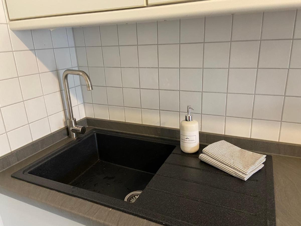 Modern Eingerichtete Wohnung Mit 2 Schlafzimmern Bergen (Bavaria) Exterior foto