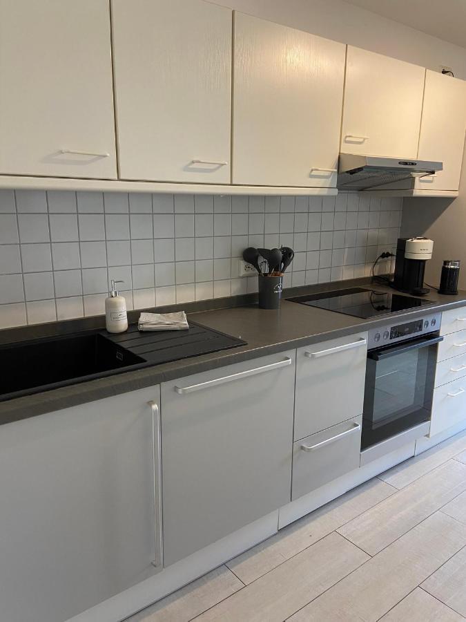 Modern Eingerichtete Wohnung Mit 2 Schlafzimmern Bergen (Bavaria) Exterior foto