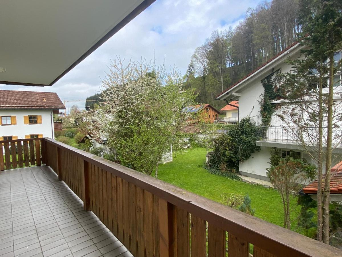 Modern Eingerichtete Wohnung Mit 2 Schlafzimmern Bergen (Bavaria) Exterior foto