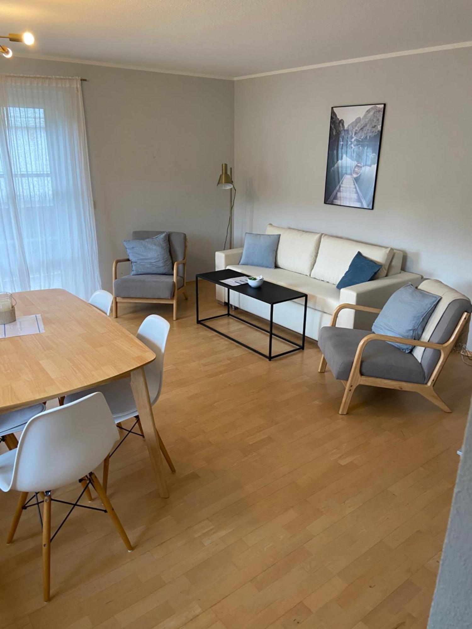 Modern Eingerichtete Wohnung Mit 2 Schlafzimmern Bergen (Bavaria) Exterior foto